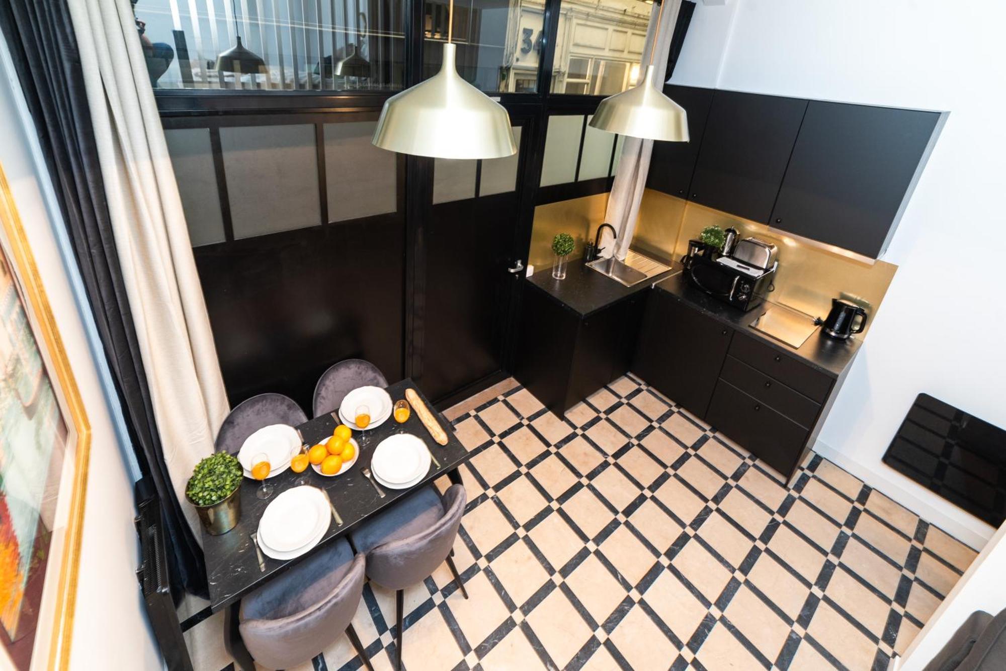 Triplex 50 M2 - Montorgueil & Marais Appartement